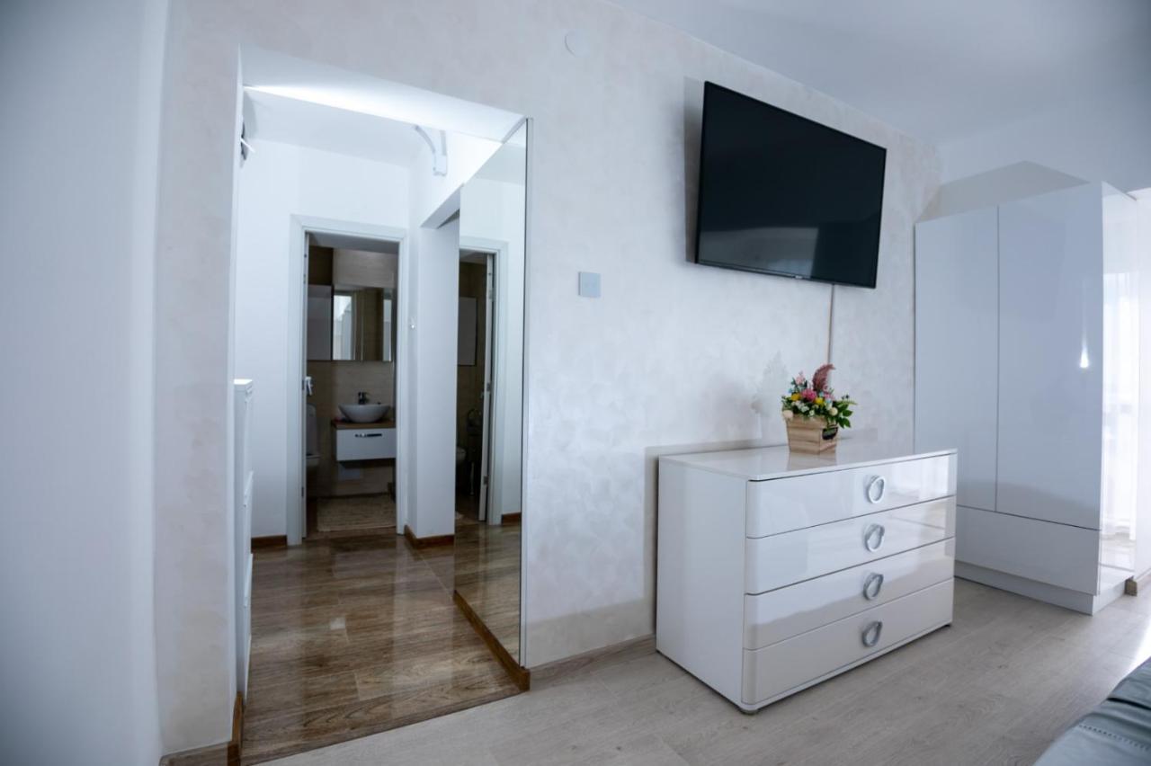 Apartament Central Târgu Jiu Zewnętrze zdjęcie
