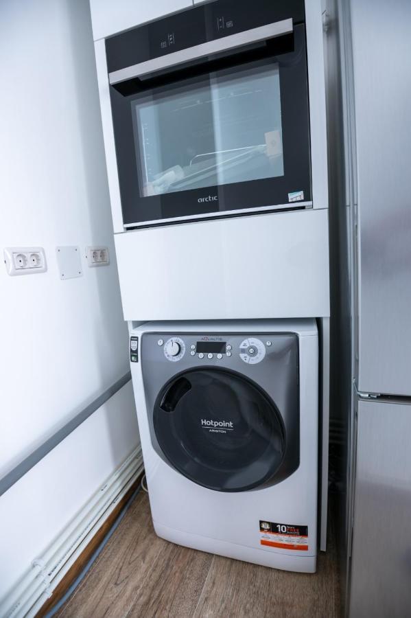 Apartament Central Târgu Jiu Zewnętrze zdjęcie