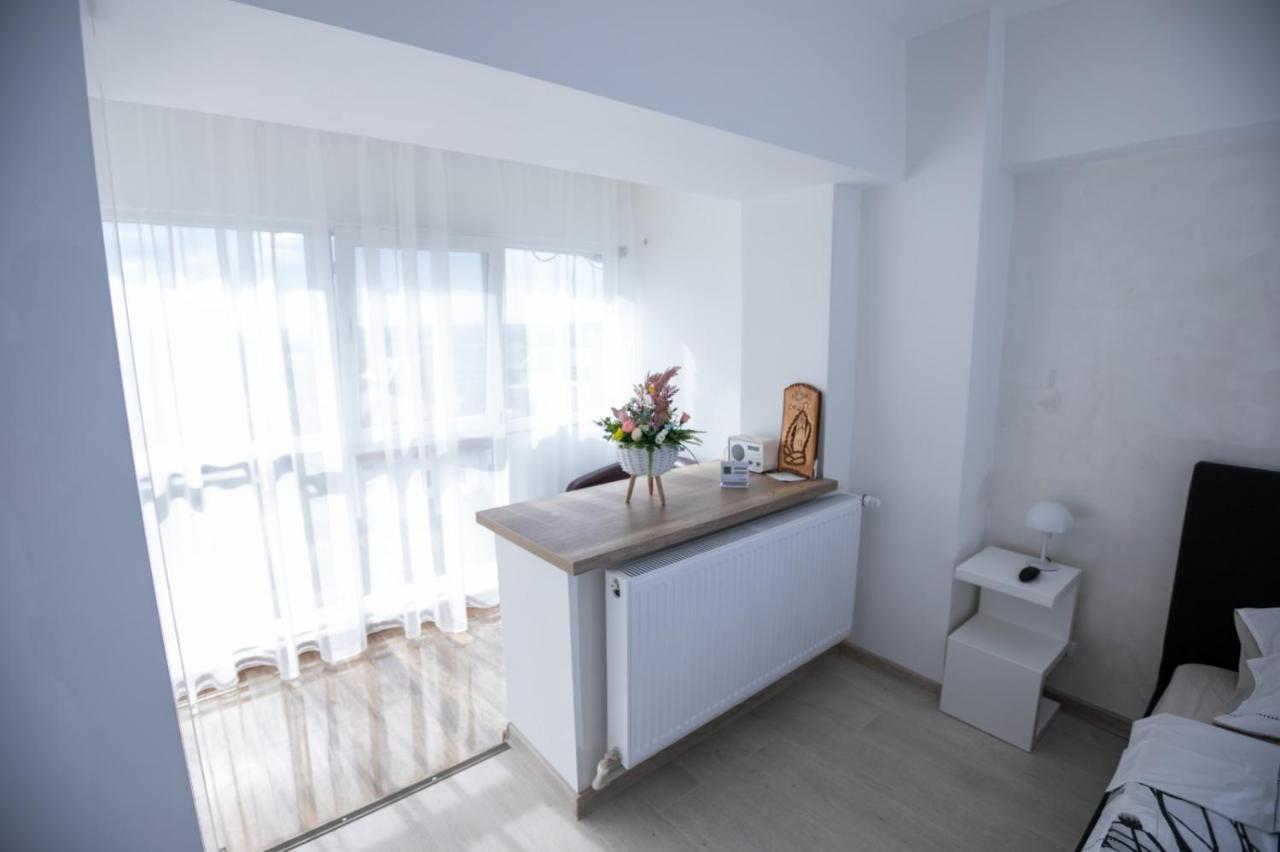 Apartament Central Târgu Jiu Zewnętrze zdjęcie